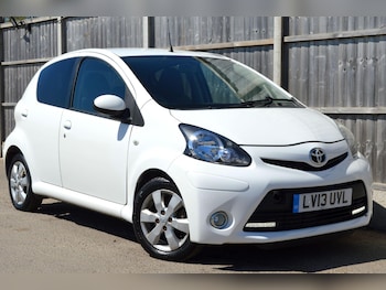 Used Toyota AYGO 2013 for sale - 78448745: Photo