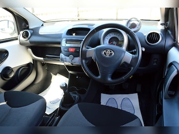 Used Toyota AYGO 2013 for sale - 78448745: Photo