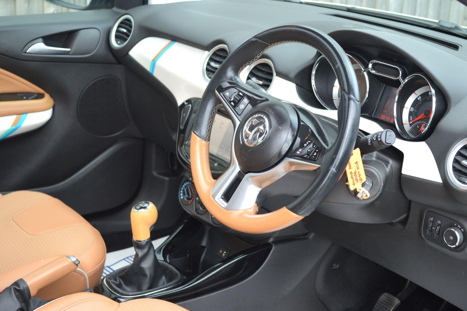 Used Vauxhall ADAM 2015 for sale - 78086828: Photo 18