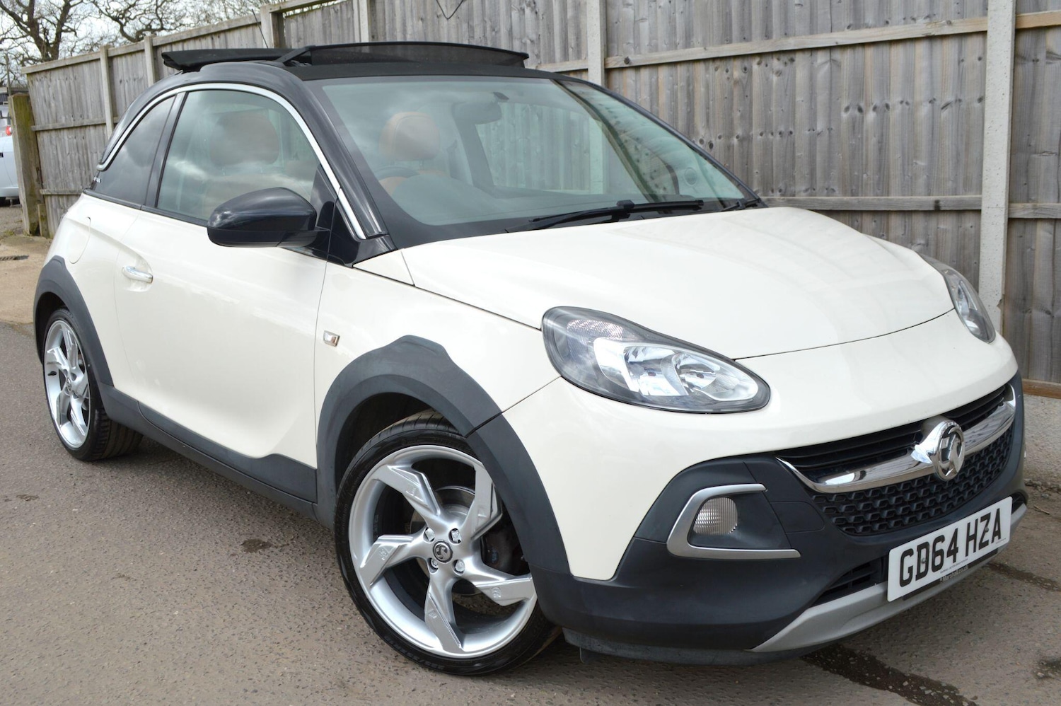 Used Vauxhall ADAM 2015 for sale - 78086828: Photo 27