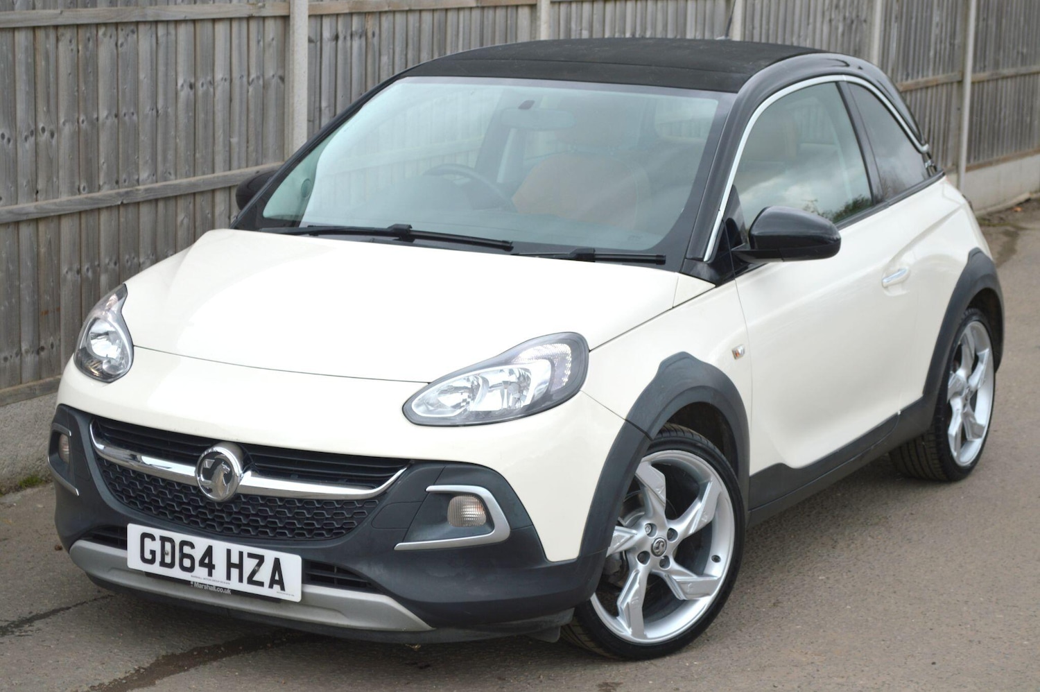 Used Vauxhall ADAM 2015 for sale - 78086828: Photo 3