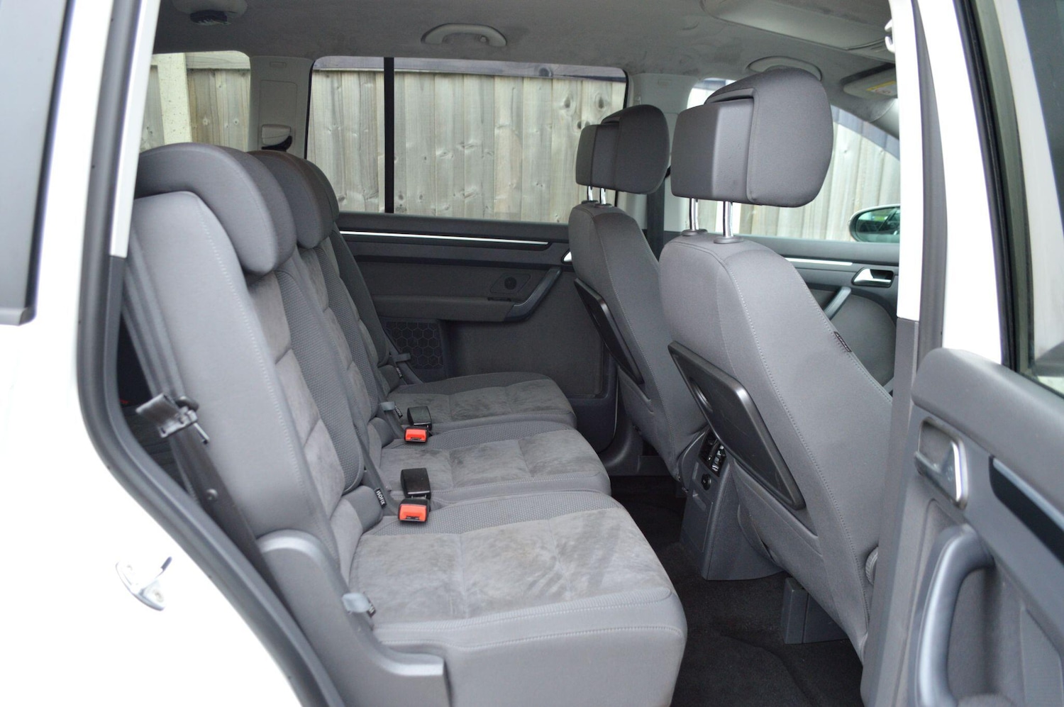 Used Volkswagen Touran for sale - 77015896: Photo 12