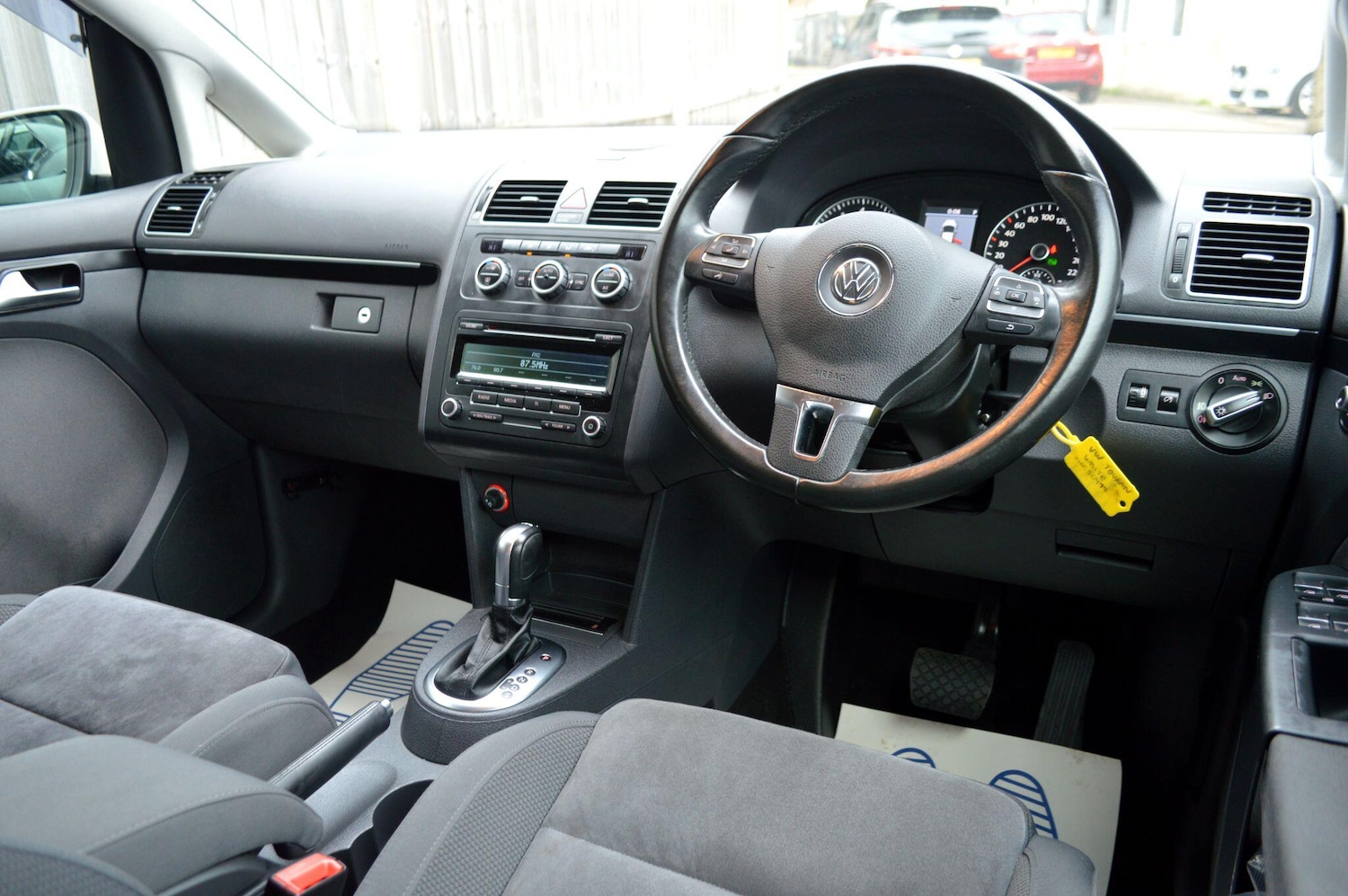 Used Volkswagen Touran for sale - 77015896: Photo 19