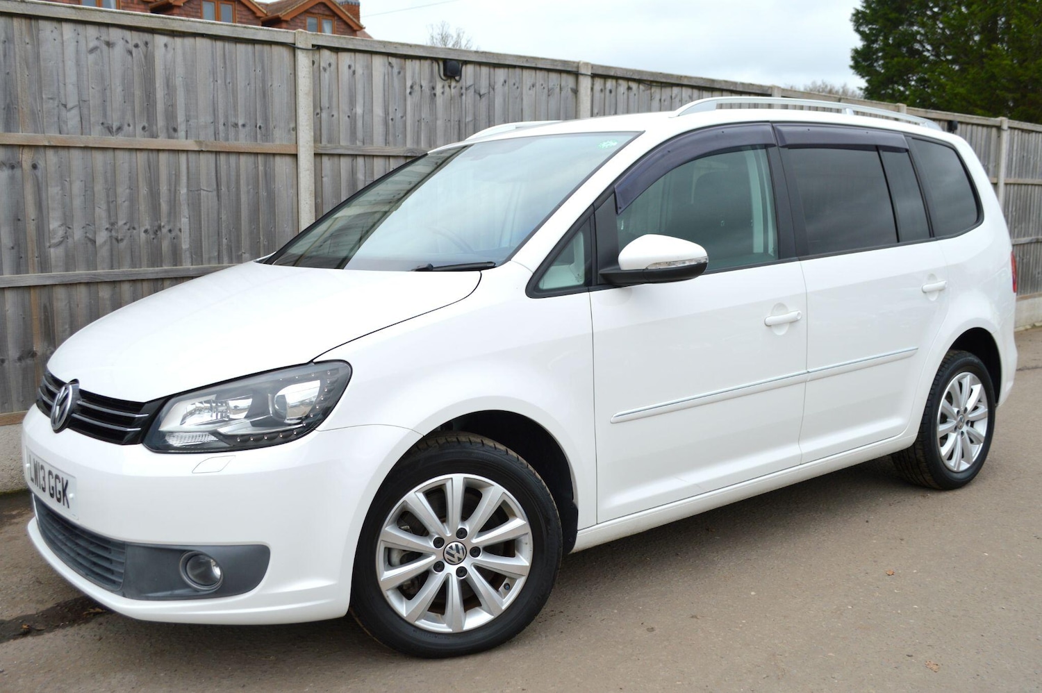 Used Volkswagen Touran for sale - 77015896: Photo 23