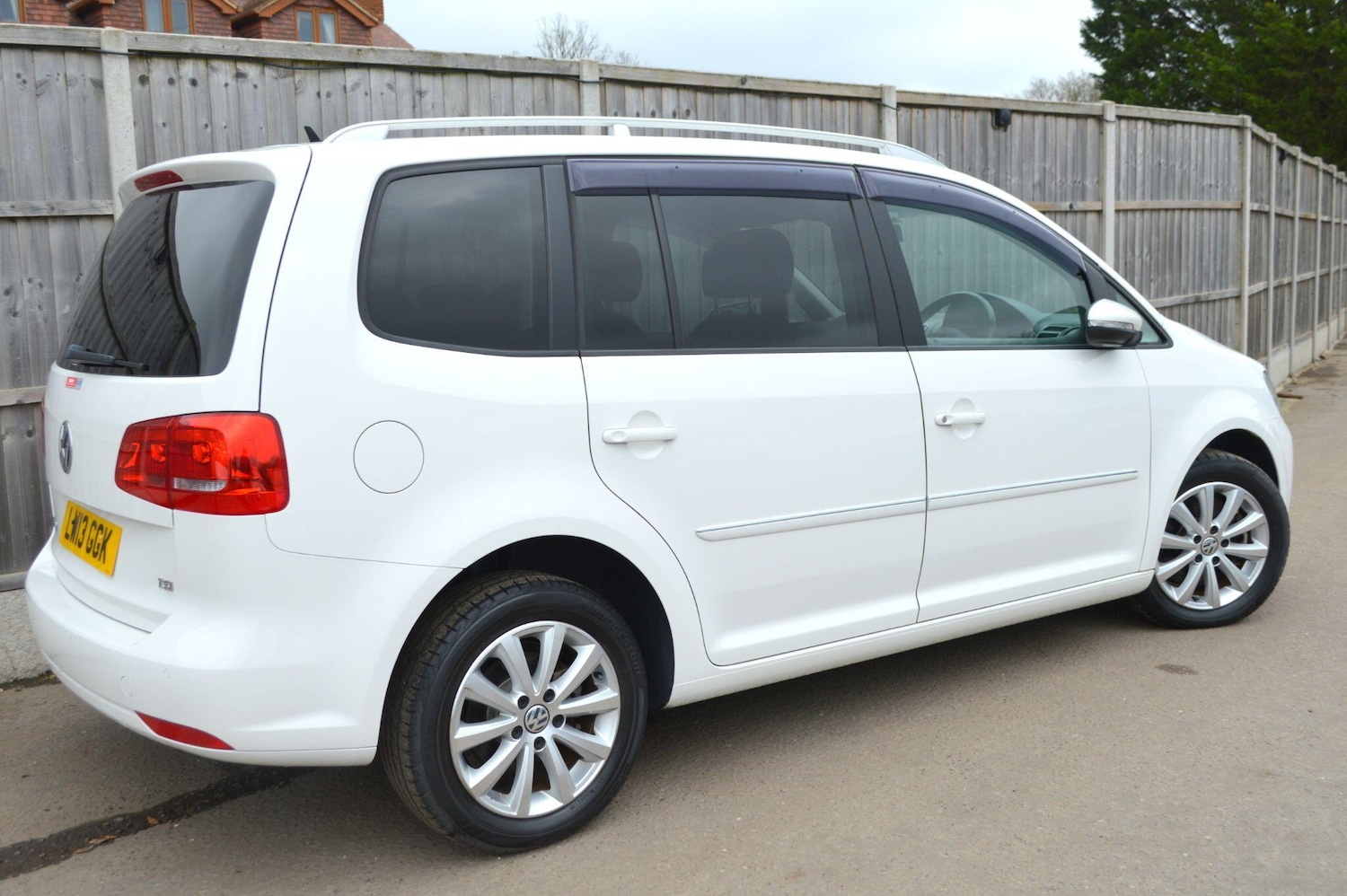 Used Volkswagen Touran for sale - 77015896: Photo 26