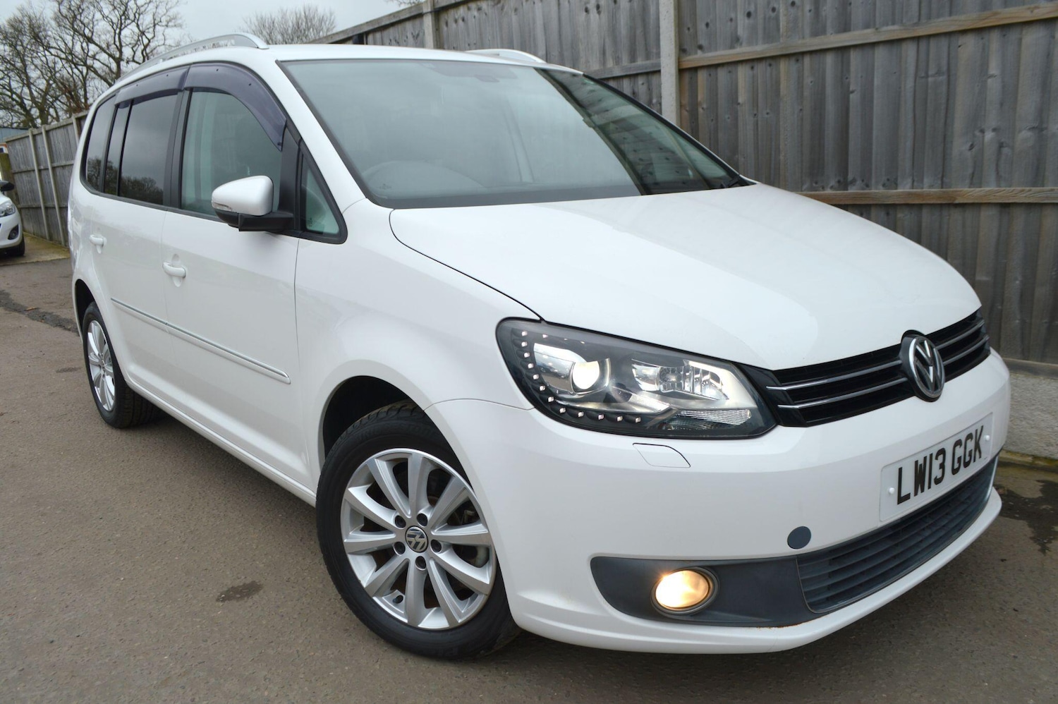 Used Volkswagen Touran for sale - 77015896: Photo 28