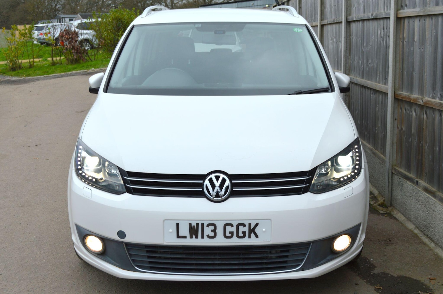 Used Volkswagen Touran for sale - 77015896: Photo 4