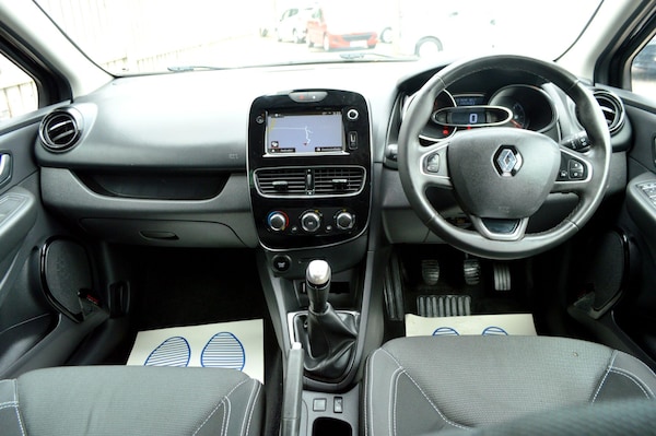 Used Renault Clio 2019 for sale - 74383476: Photo 2