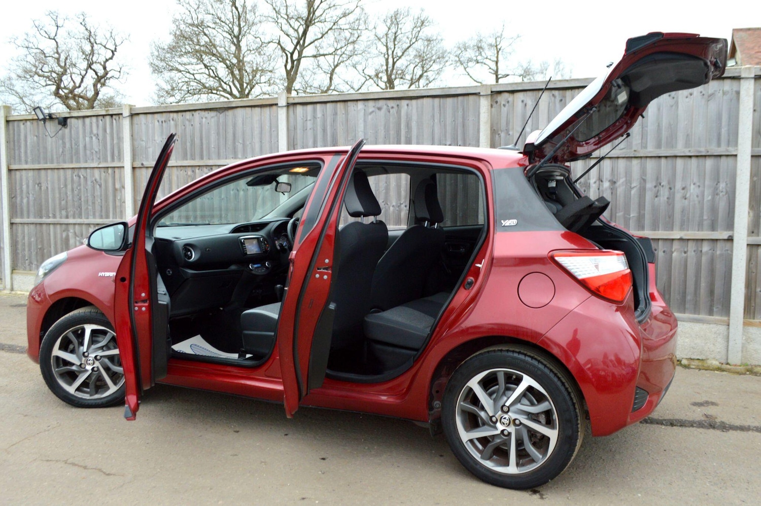 Used Toyota Yaris 2020 for sale - 76995004: Photo 17