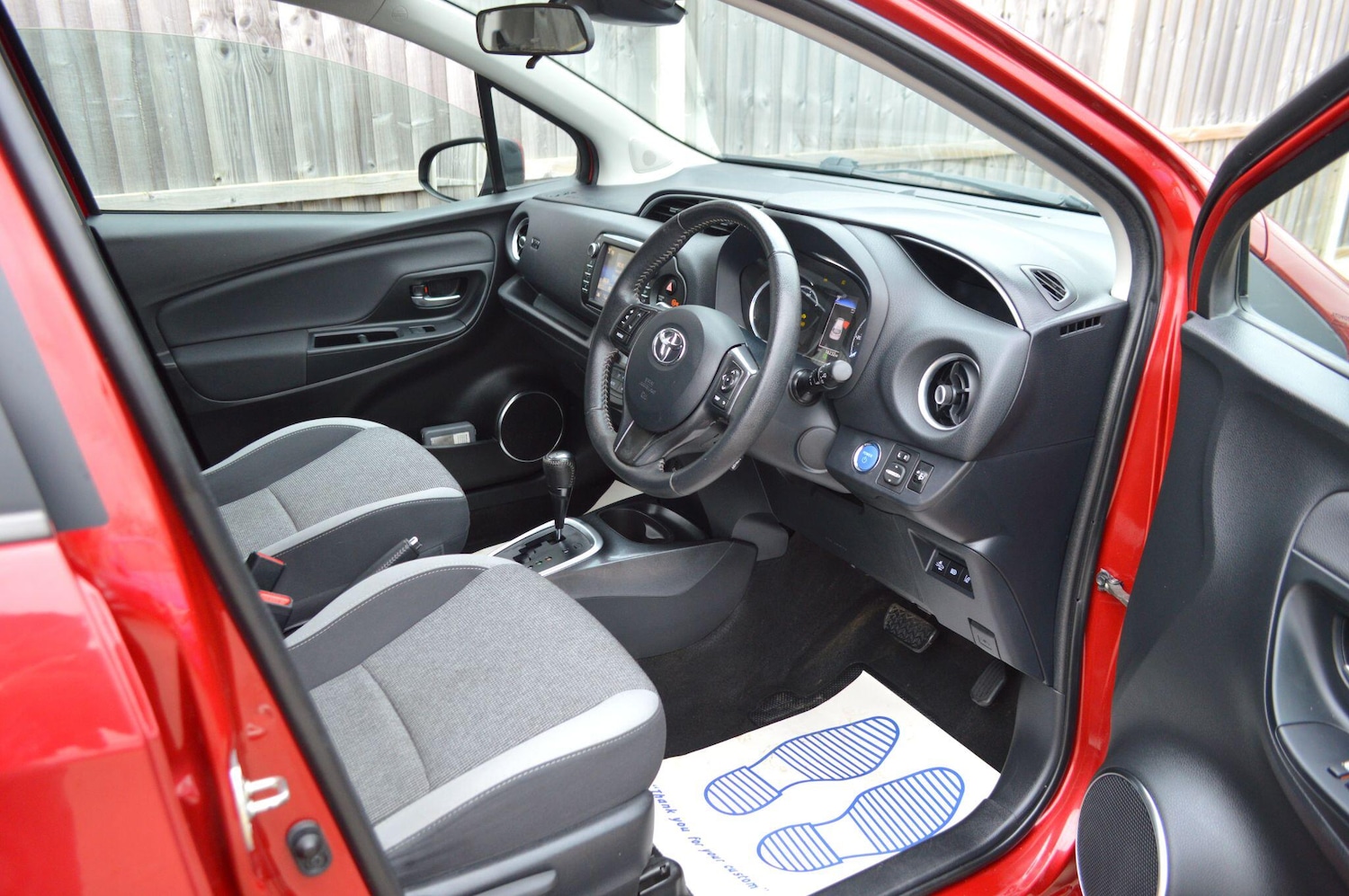 Used Toyota Yaris 2020 for sale - 76995004: Photo 20