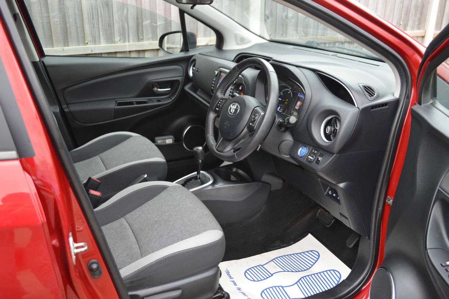 Used Toyota Yaris 2020 for sale - 76995004: Photo 21