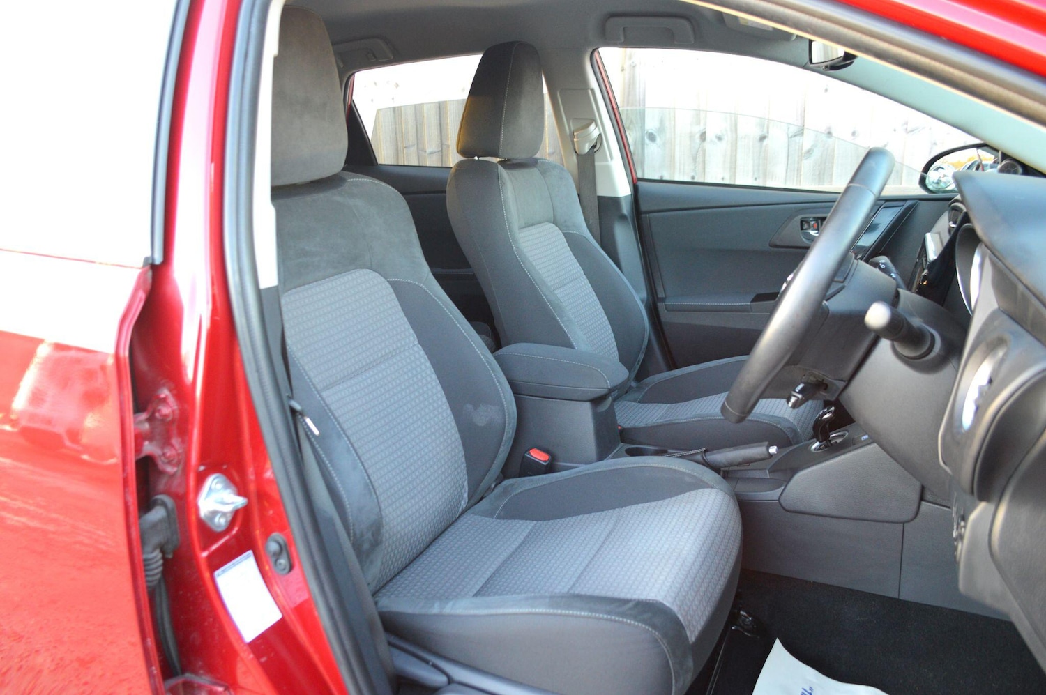 Used Toyota Auris 2018 for sale - 77017200: Photo 15