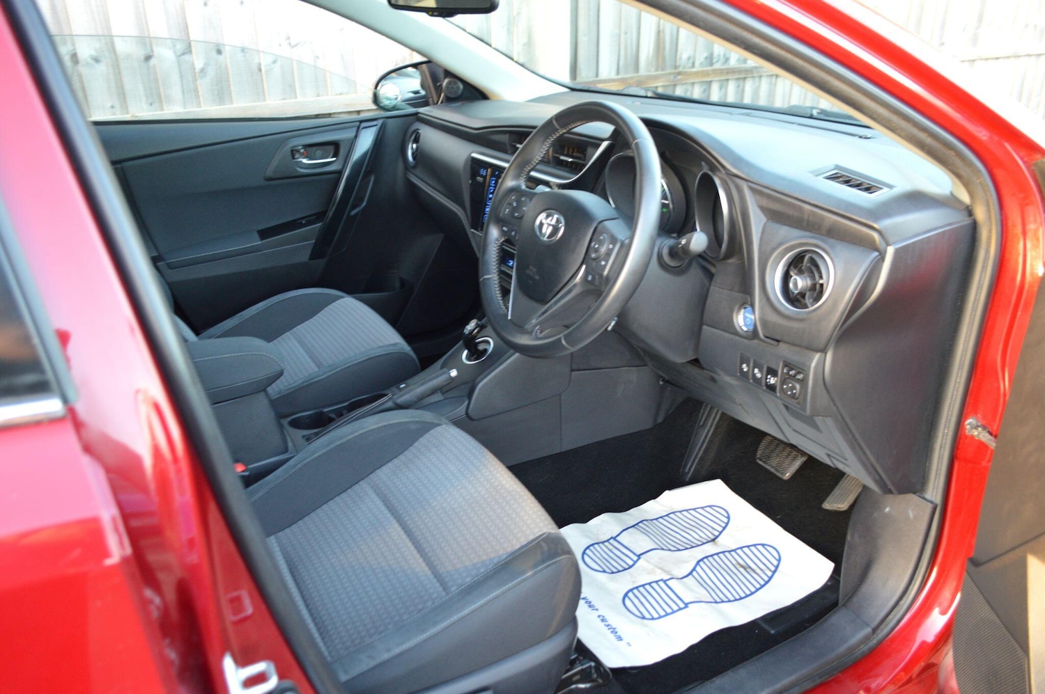 Used Toyota Auris 2018 for sale - 77017200: Photo 16