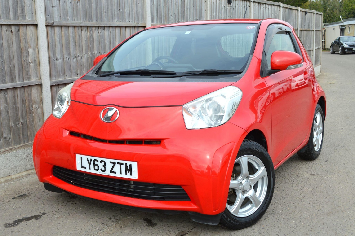 Used Toyota IQ for sale - 76137108: Photo 1