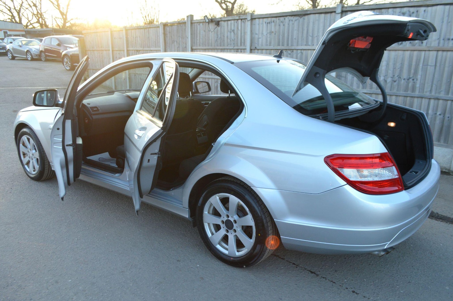 Used Mercedes-Benz C Class for sale - 77752950: Photo 15
