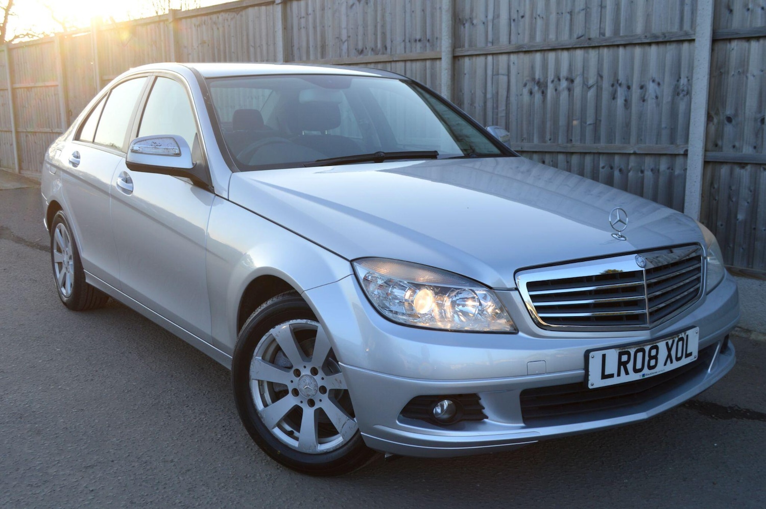 Used Mercedes-Benz C Class for sale - 77752950: Photo 3