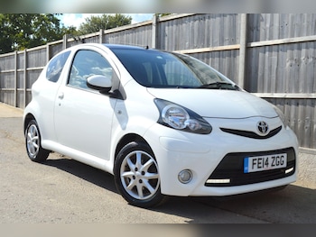 2014 (14) - 1.0 VVT-i Mode 3dr