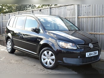 Used Volkswagen Touran 2014 for sale - 75949230: Photo