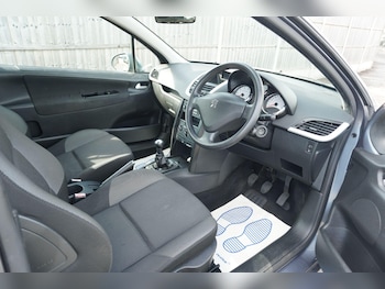 Used Peugeot 207 2010 for sale - 78958856: Photo