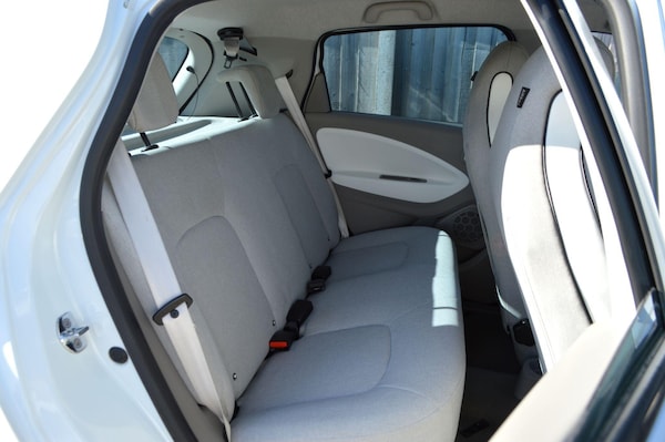 Used Renault Zoe for sale - 76072478: Photo 11