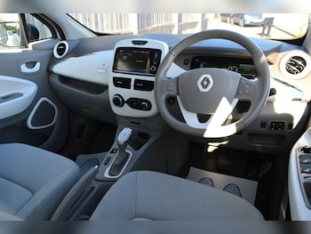 Used Renault Zoe for sale - 76072478: Photo 2