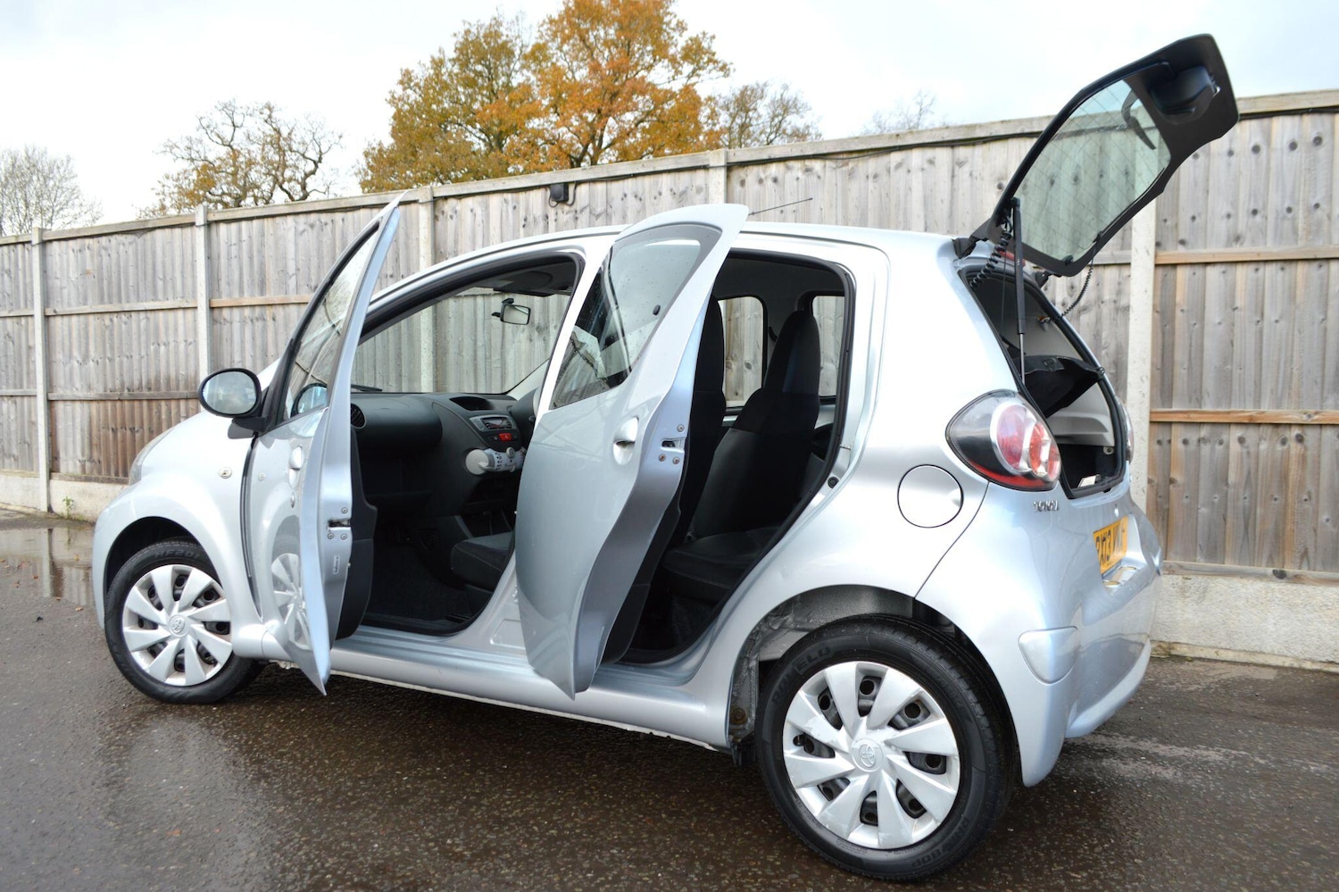 Used Toyota AYGO 2013 for sale - 77738424: Photo 12