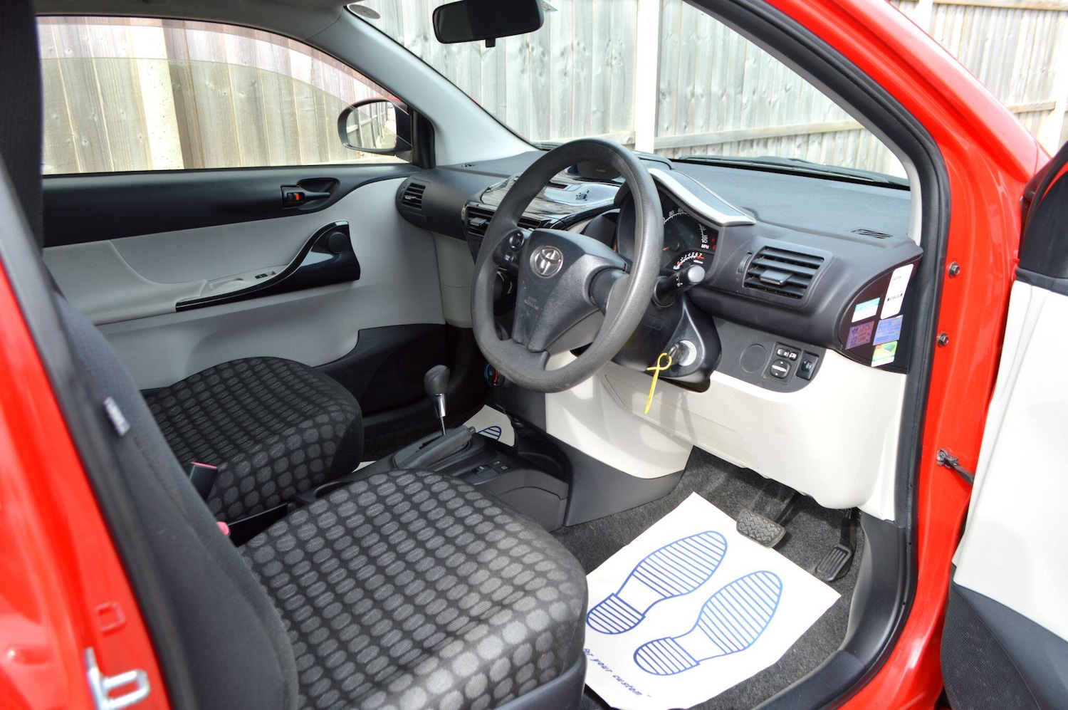 Used Toyota IQ 2025 for sale - 76992280: Photo 2