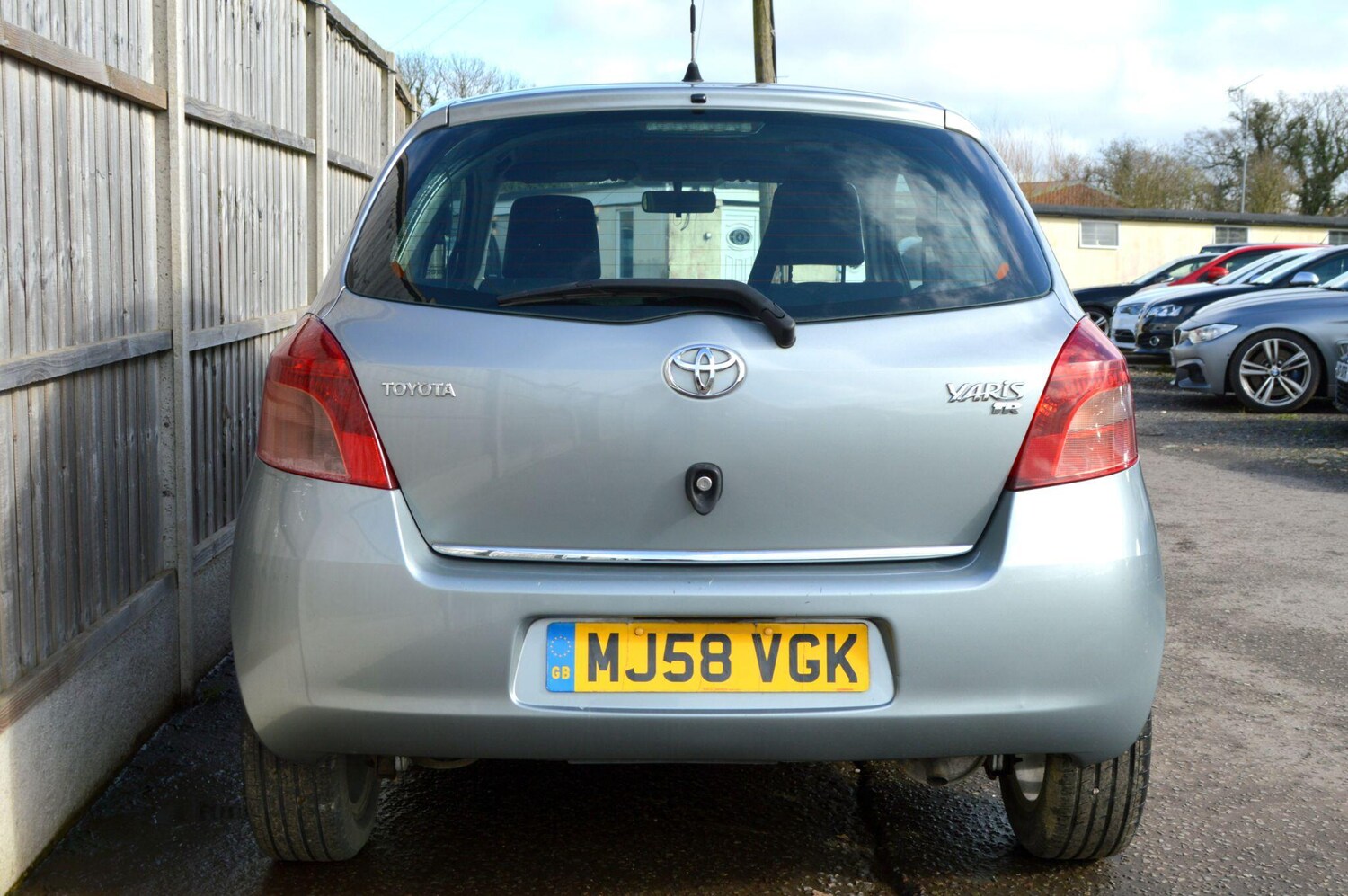 Used Toyota Yaris for sale - 77657908: Photo 11
