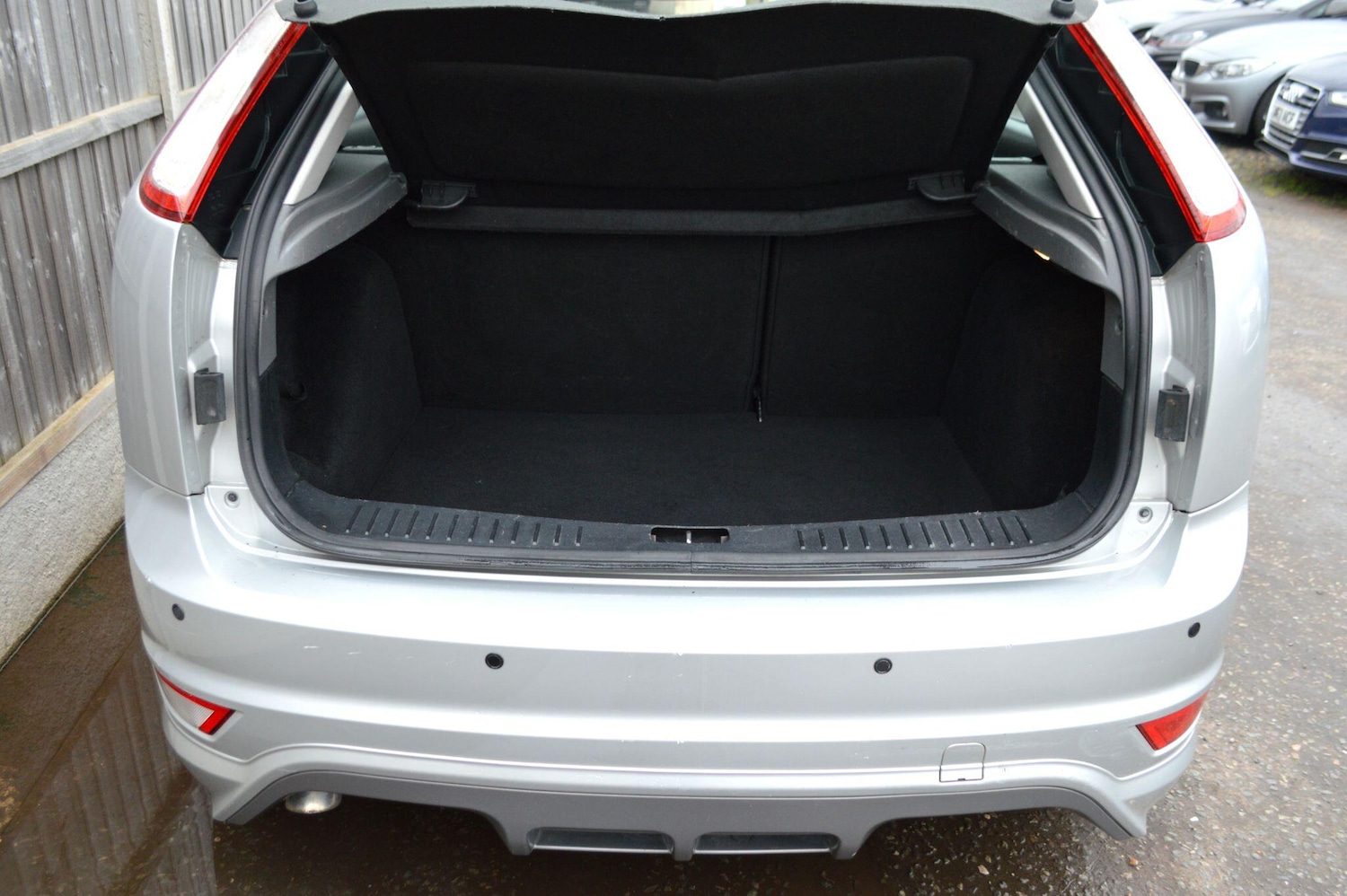 Used Ford Focus 2010 for sale - 77523706: Photo 12