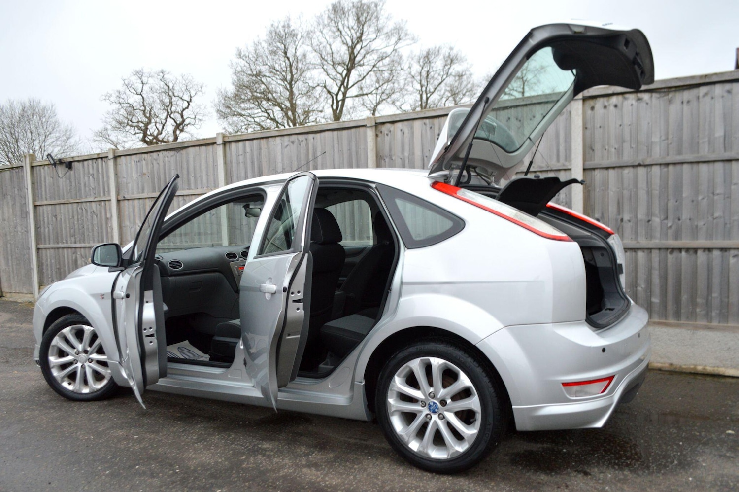 Used Ford Focus 2010 for sale - 77523706: Photo 26