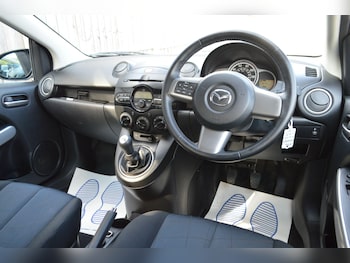 Used Mazda Mazda2 2012 for sale - 75459569: Photo