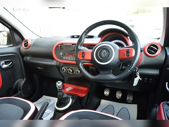 Used Renault Twingo 2014 for sale - 76213890: Photo 2