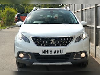Used Peugeot 2008 2019 for sale - 79725461: Photo
