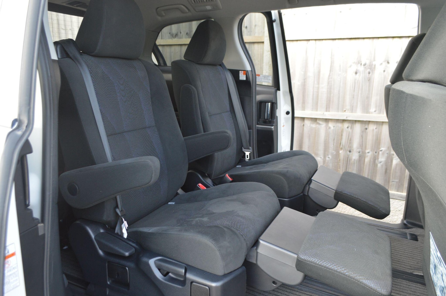 Used Toyota Estima for sale - 77808839: Photo 12