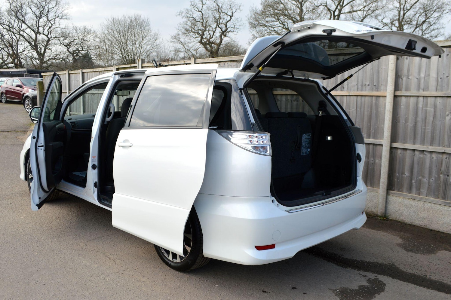 Used Toyota Estima for sale - 77808839: Photo 19
