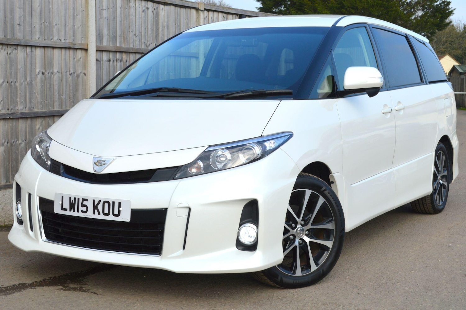 Used Toyota Estima for sale - 77808839: Photo 3