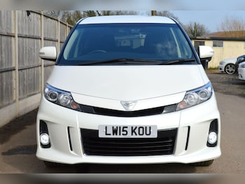 Used Toyota Estima 2015 for sale - 77808839: Photo