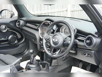 Used MINI Convertible 2016 for sale - 78878628: Photo