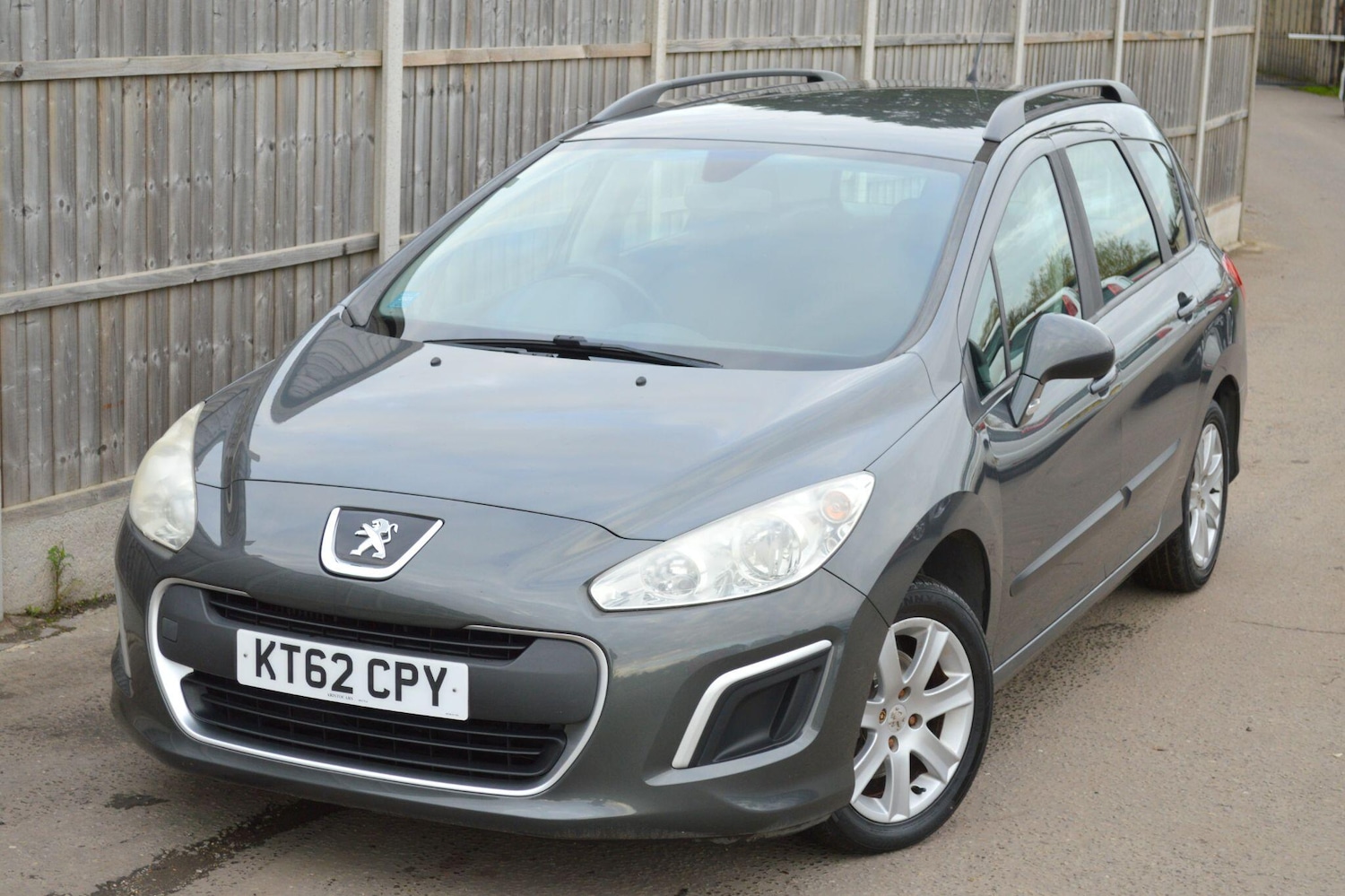 Used Peugeot 308 2018 for sale - 76573032: Photo 1