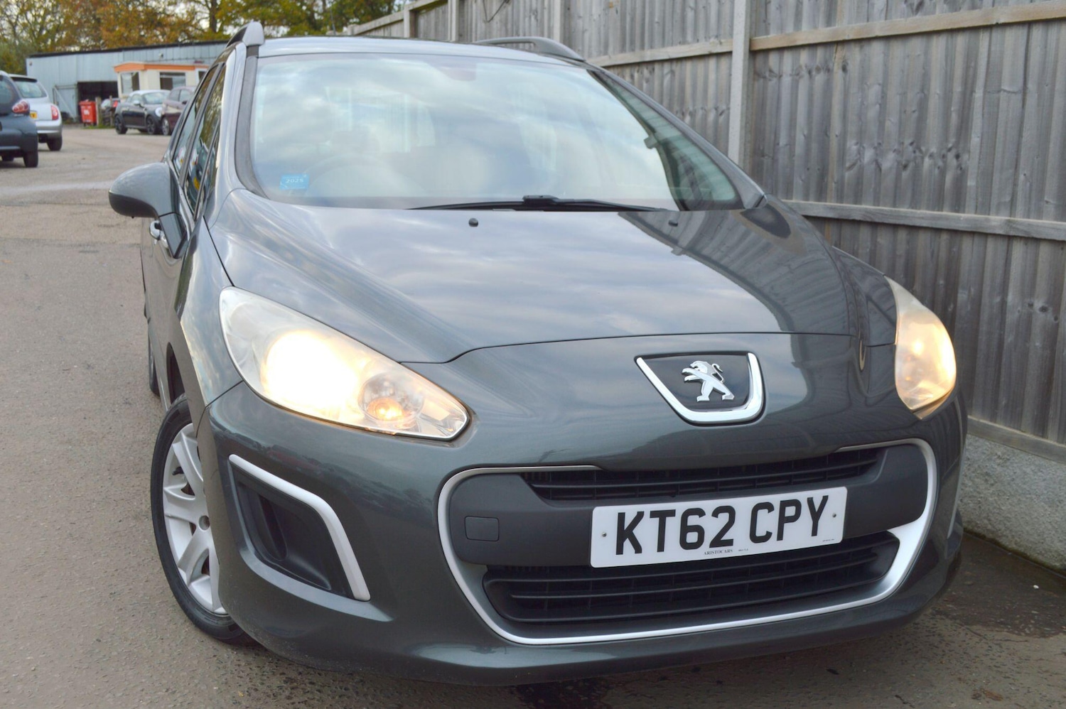 Used Peugeot 308 2018 for sale - 76573032: Photo 18