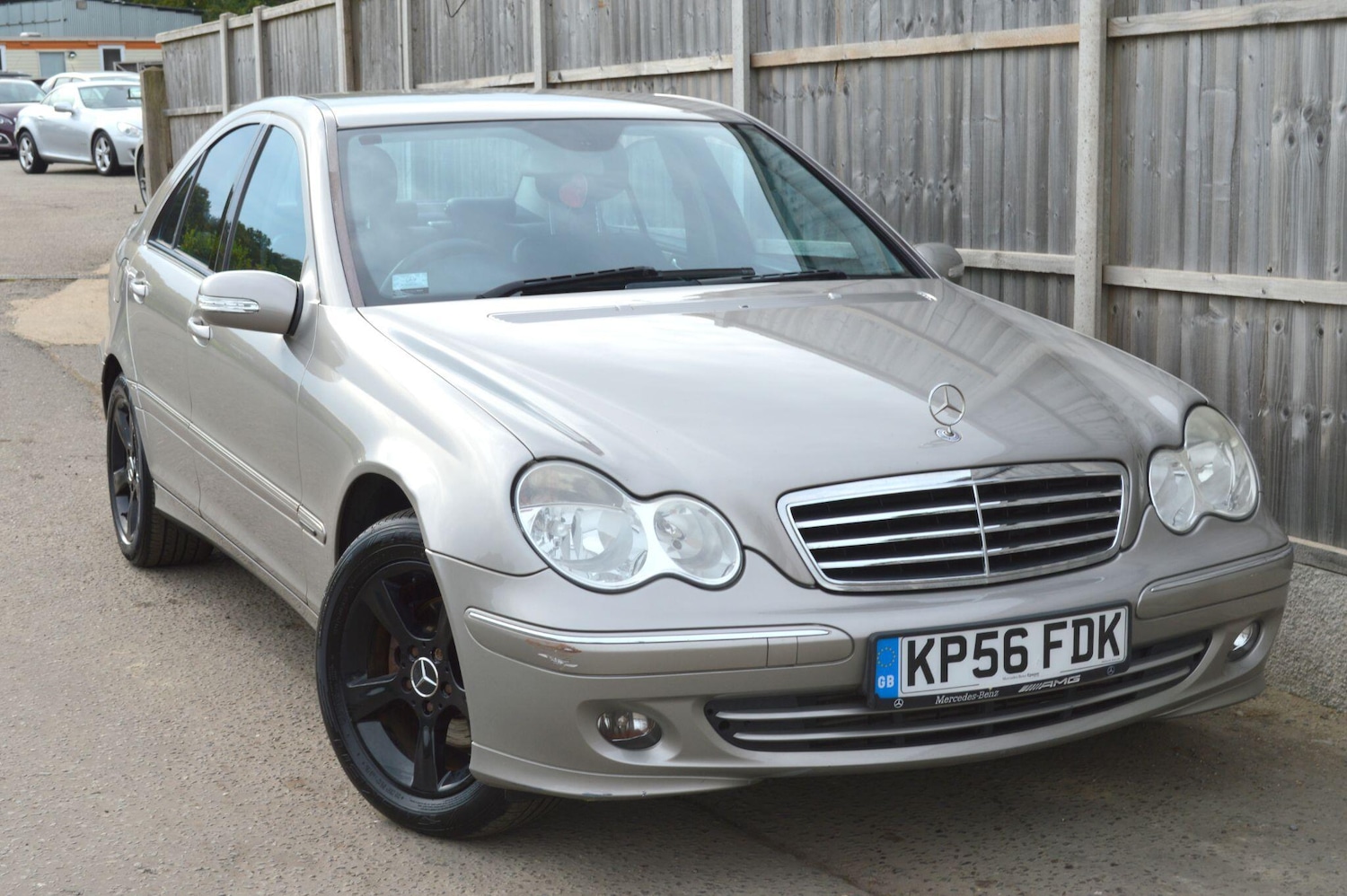 Used Mercedes-Benz C-Class 2006 for sale - 76151345: Photo 1