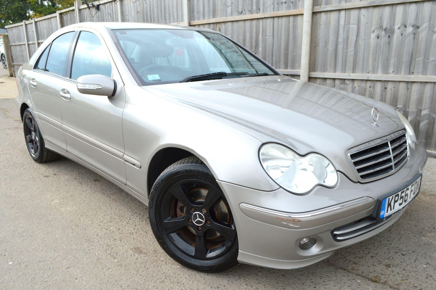 Used Mercedes-Benz C-Class 2006 for sale - 76151345: Photo 24
