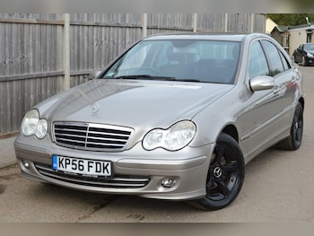 Used Mercedes-Benz C-Class 2006 for sale - 76151345: Photo