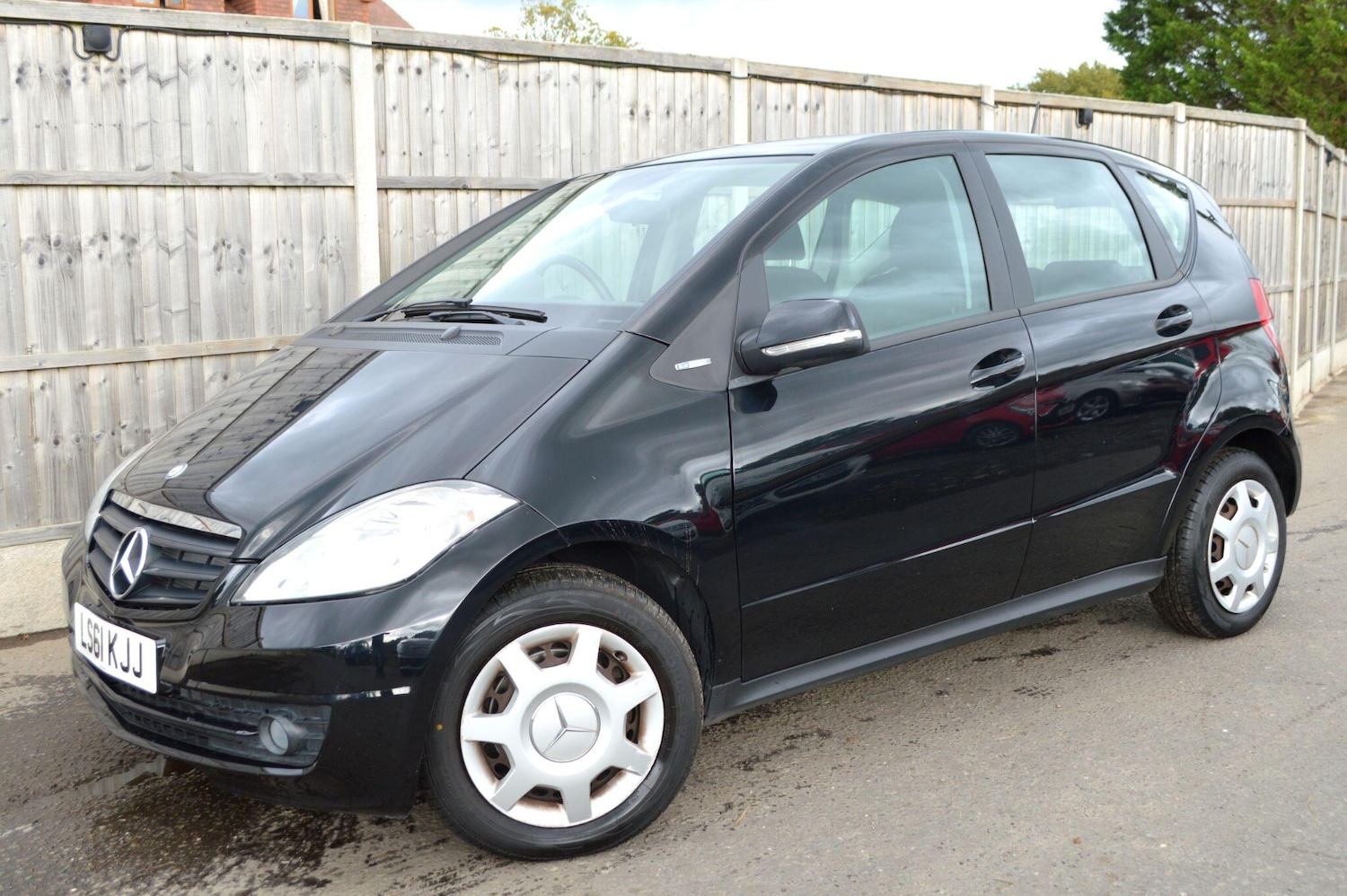 Used Mercedes-Benz A-Class 2011 for sale - 76349909: Photo 16