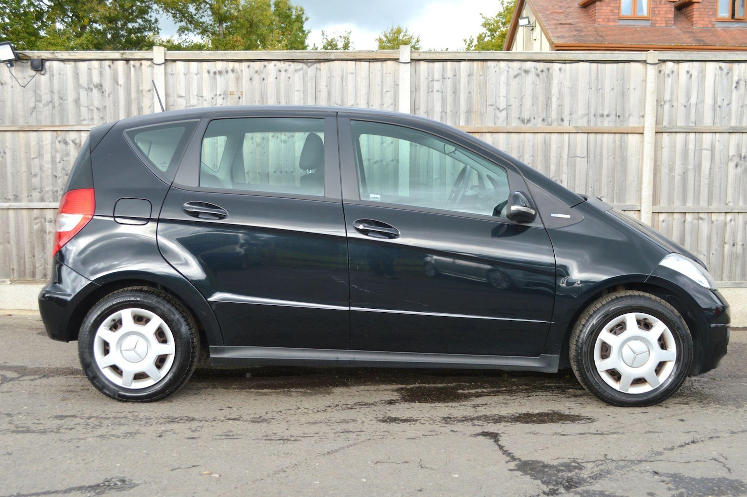 Used Mercedes-Benz A-Class 2011 for sale - 76349909: Photo 19