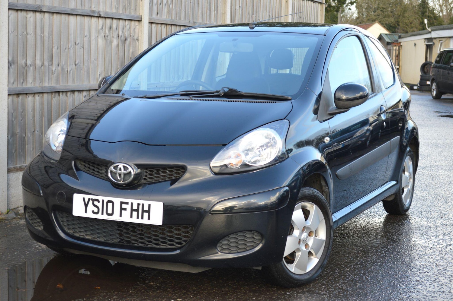 Used Toyota AYGO 2010 for sale - 76786374: Photo 1
