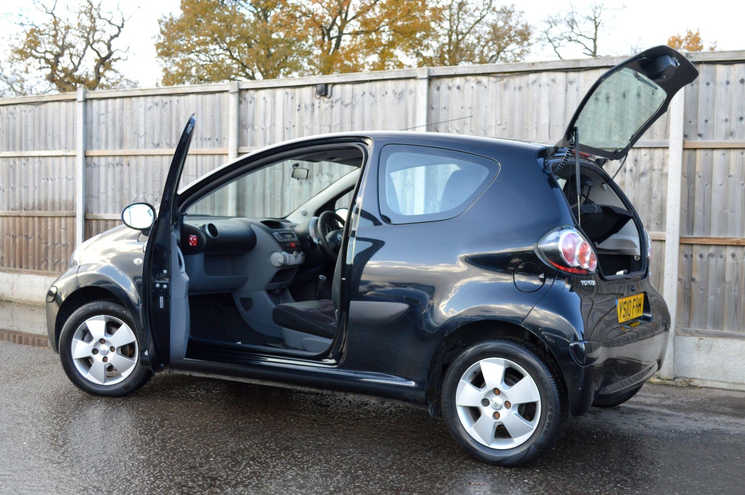 Used Toyota AYGO 2010 for sale - 76786374: Photo 12