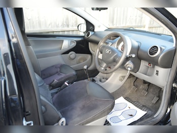 Used Toyota AYGO 2010 for sale - 76786374: Photo