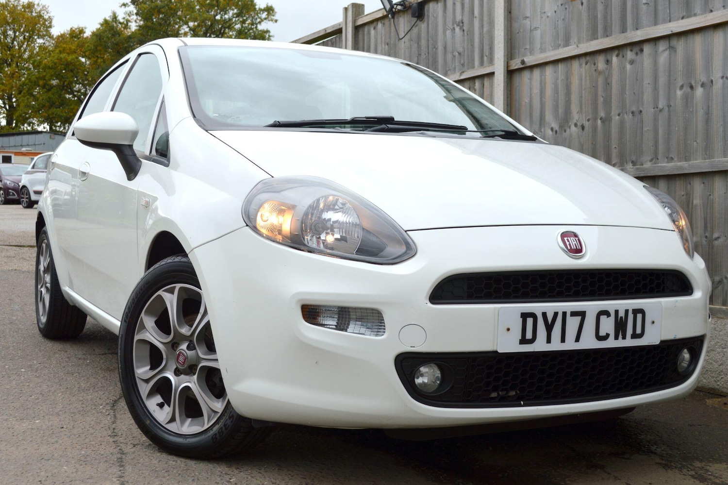 Used Fiat Punto 2017 for sale - 76424079: Photo 23