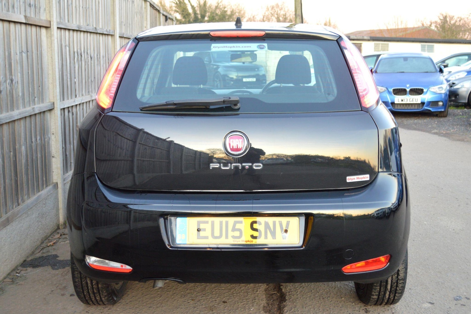 Used Fiat Punto 2015 for sale - 77097537: Photo 11